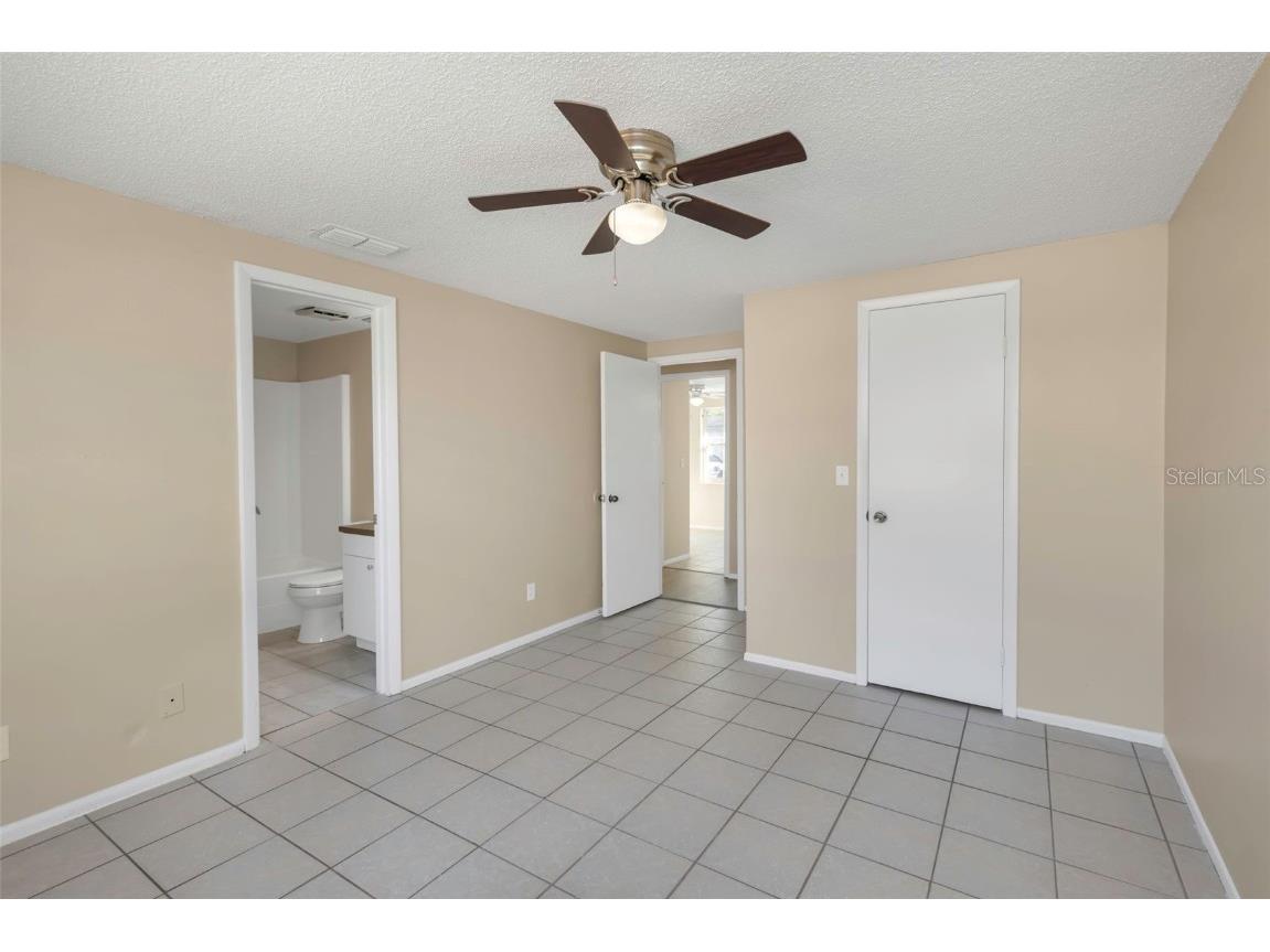 8804 Briar Hollow Court Tampa FL 33634 TB8456069 image9