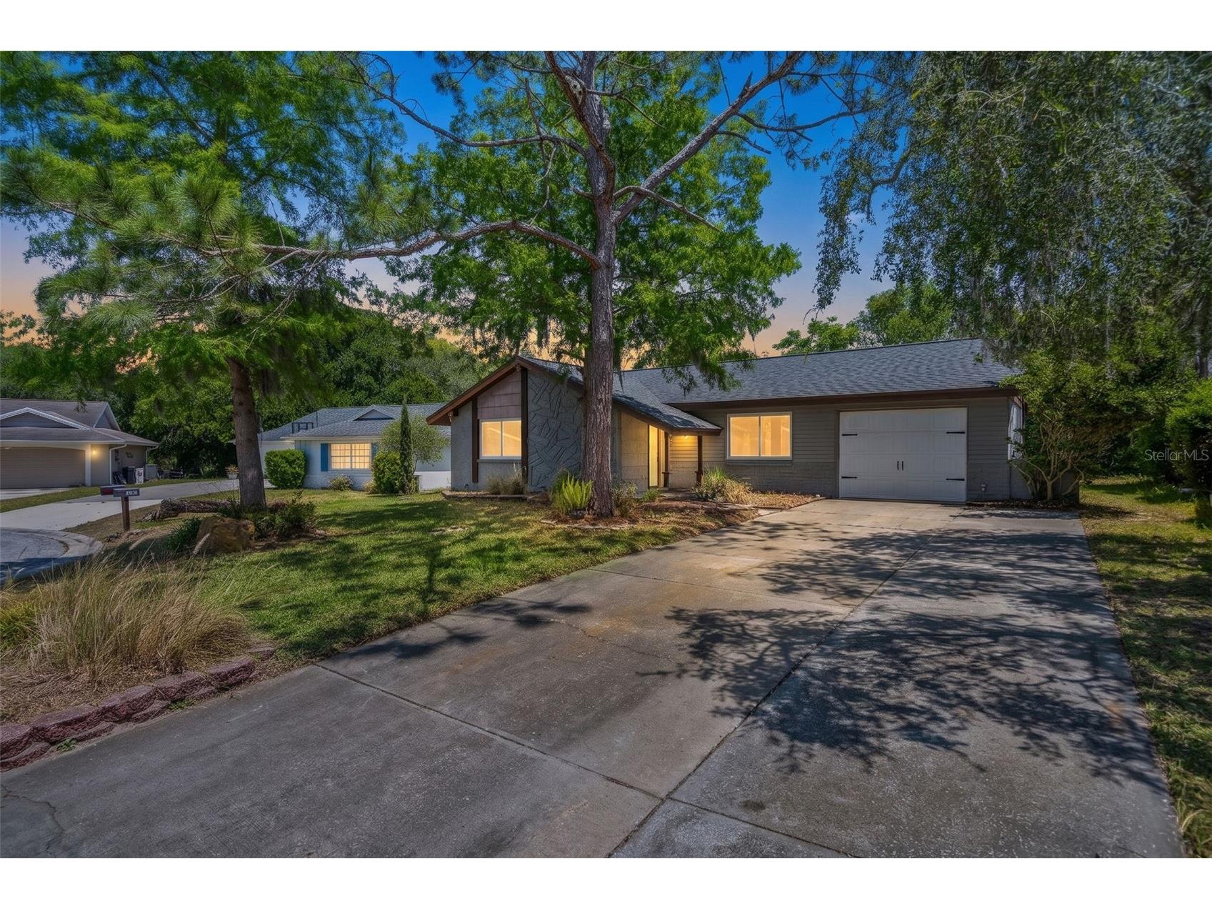 8804 Lincolnshire Drive Hudson FL 34667 W7885317 image1