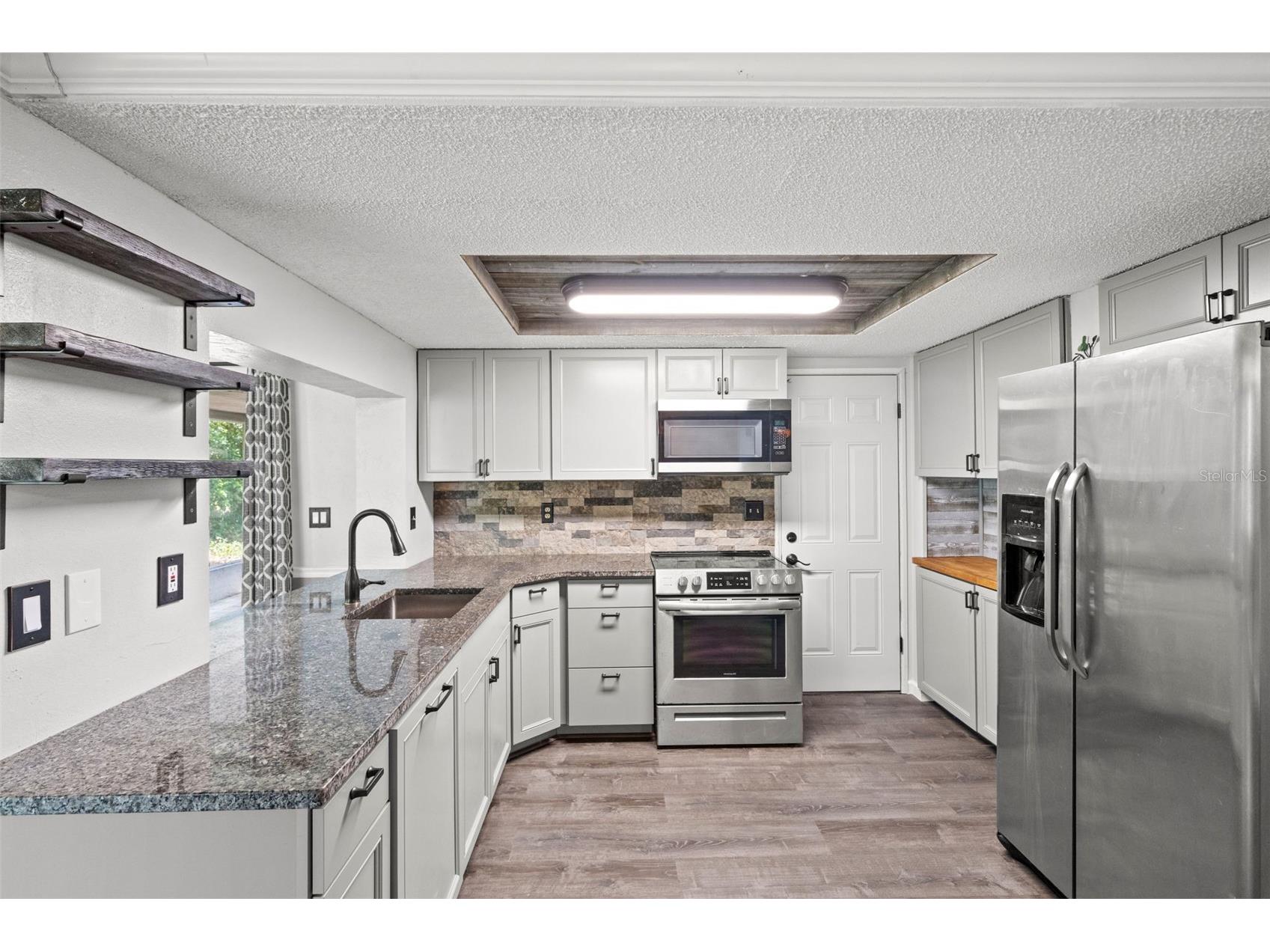 8804 Lincolnshire Drive Hudson FL 34667 W7885317 image4