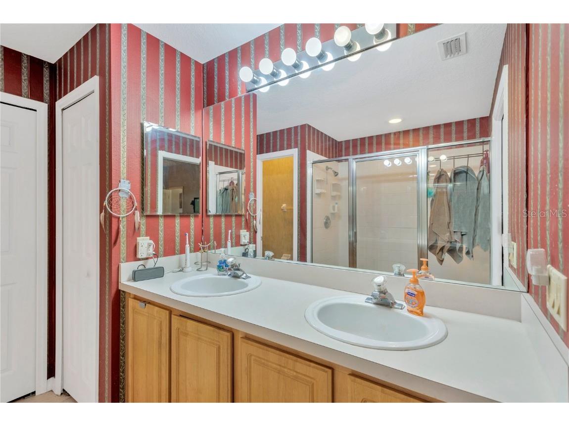 8805 Casablanca Way Tampa FL 33626 TB8440799 image15