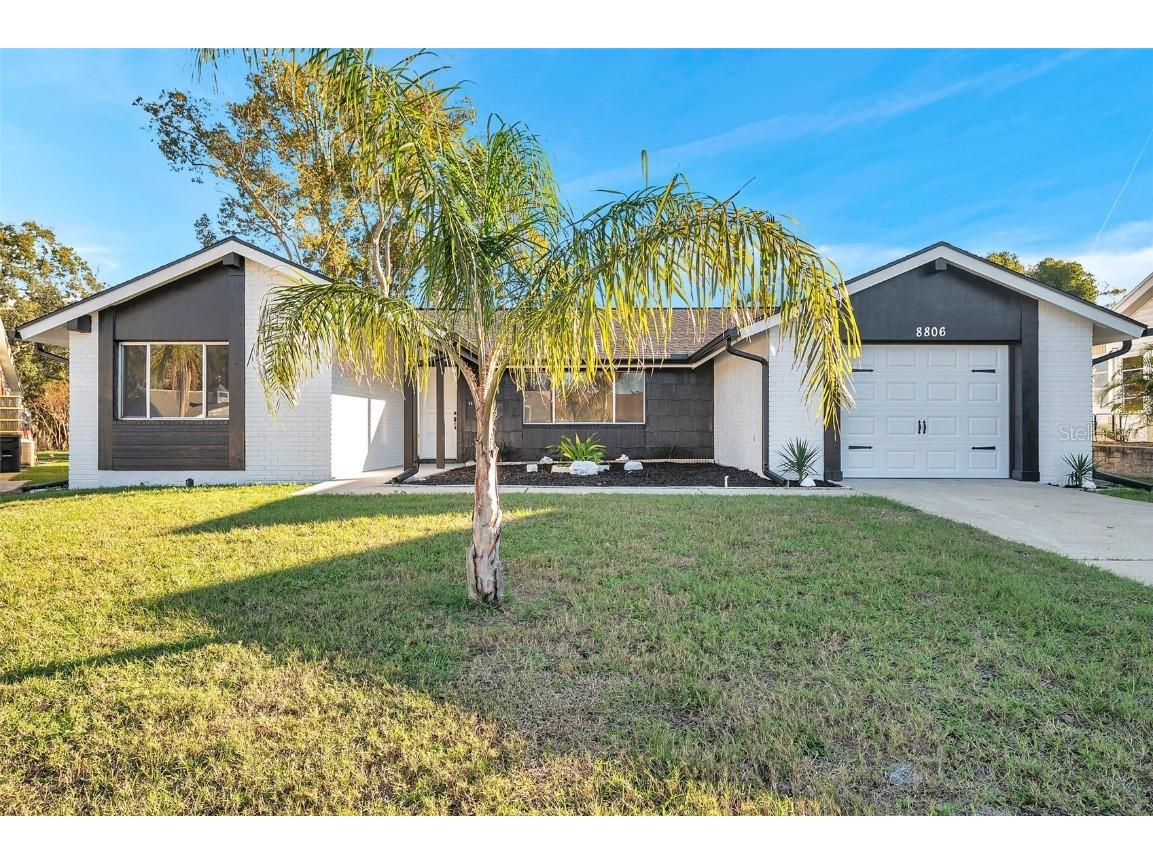 8806 Avondale Lane Hudson FL 34667 W7871372 image1