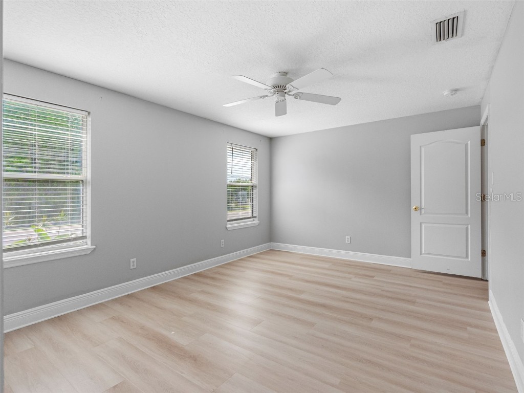 8806 Bayaud Drive Tampa FL 33626 TB8394686 image30