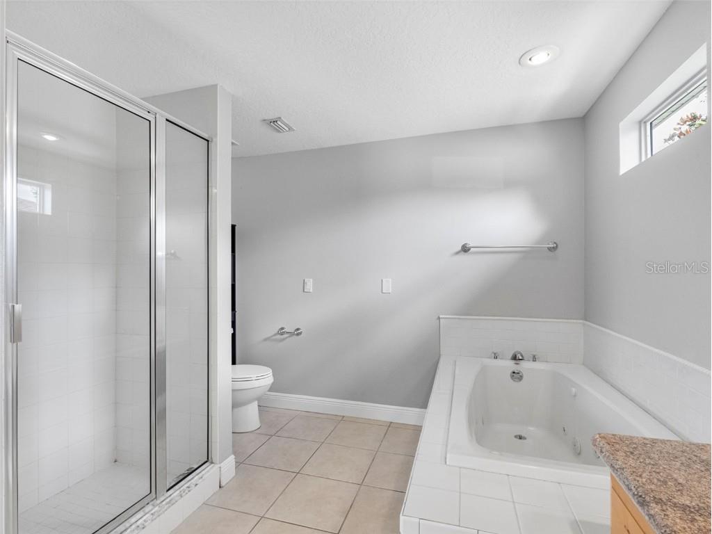 8806 Bayaud Drive Tampa FL 33626 TB8394686 image33