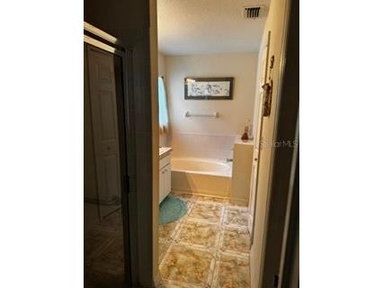 8806 Cypress Hammock Drive Tampa FL 33614 TB8524883 image16