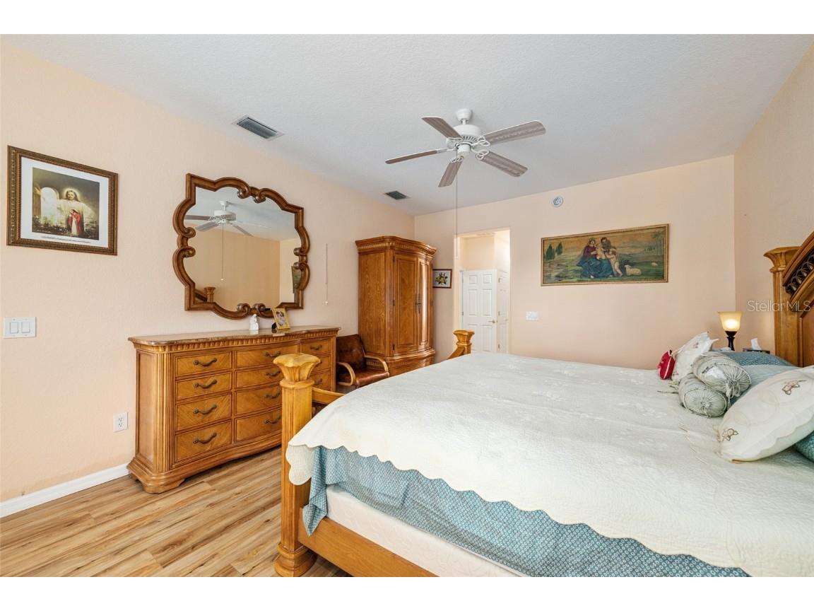 8806 SE 132nd Loop Summerfield FL 34491 OM710433 image13