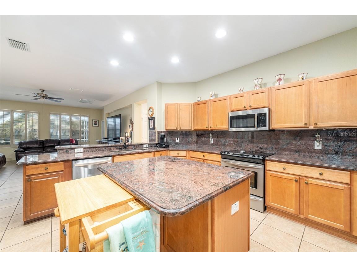 8806 SE 132nd Loop Summerfield FL 34491 OM710433 image23