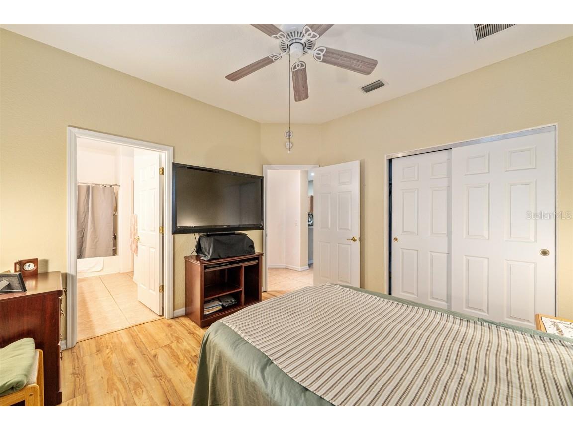 8806 SE 132nd Loop Summerfield FL 34491 OM710433 image32