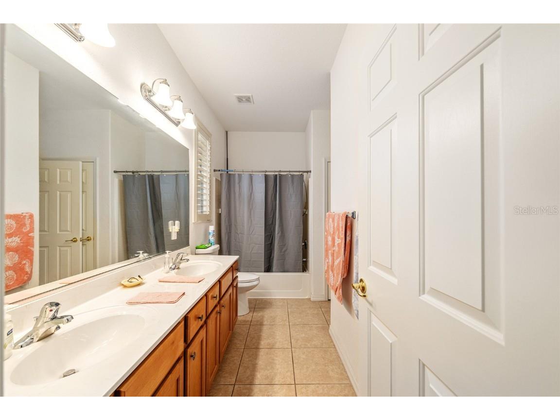 8806 SE 132nd Loop Summerfield FL 34491 OM710433 image33