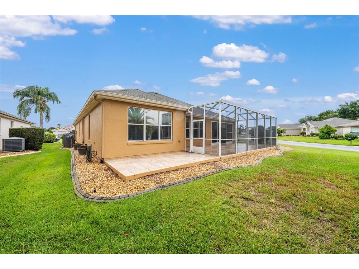 8806 SE 132nd Loop Summerfield FL 34491 OM710433 image45