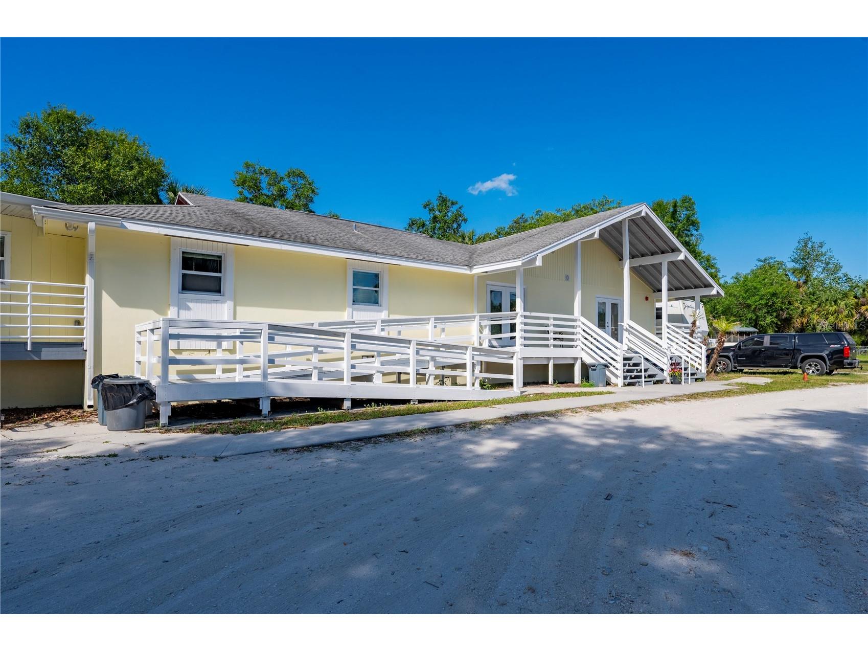 8806 SW Start Center Street Arcadia FL 34269 TB8502793 image4
