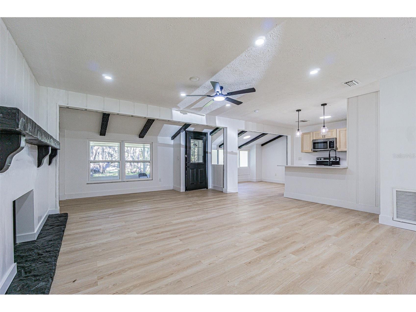8807 Overlook Drive Wesley Chapel FL 33545 TB8491668 image28