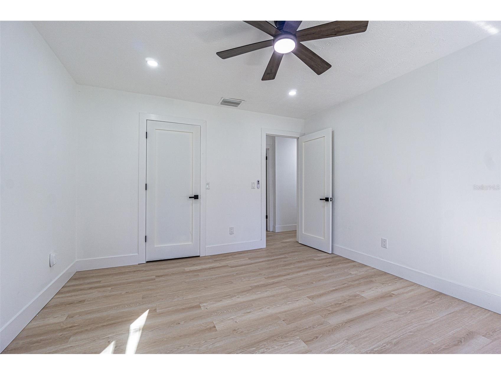 8807 Overlook Drive Wesley Chapel FL 33545 TB8491668 image38