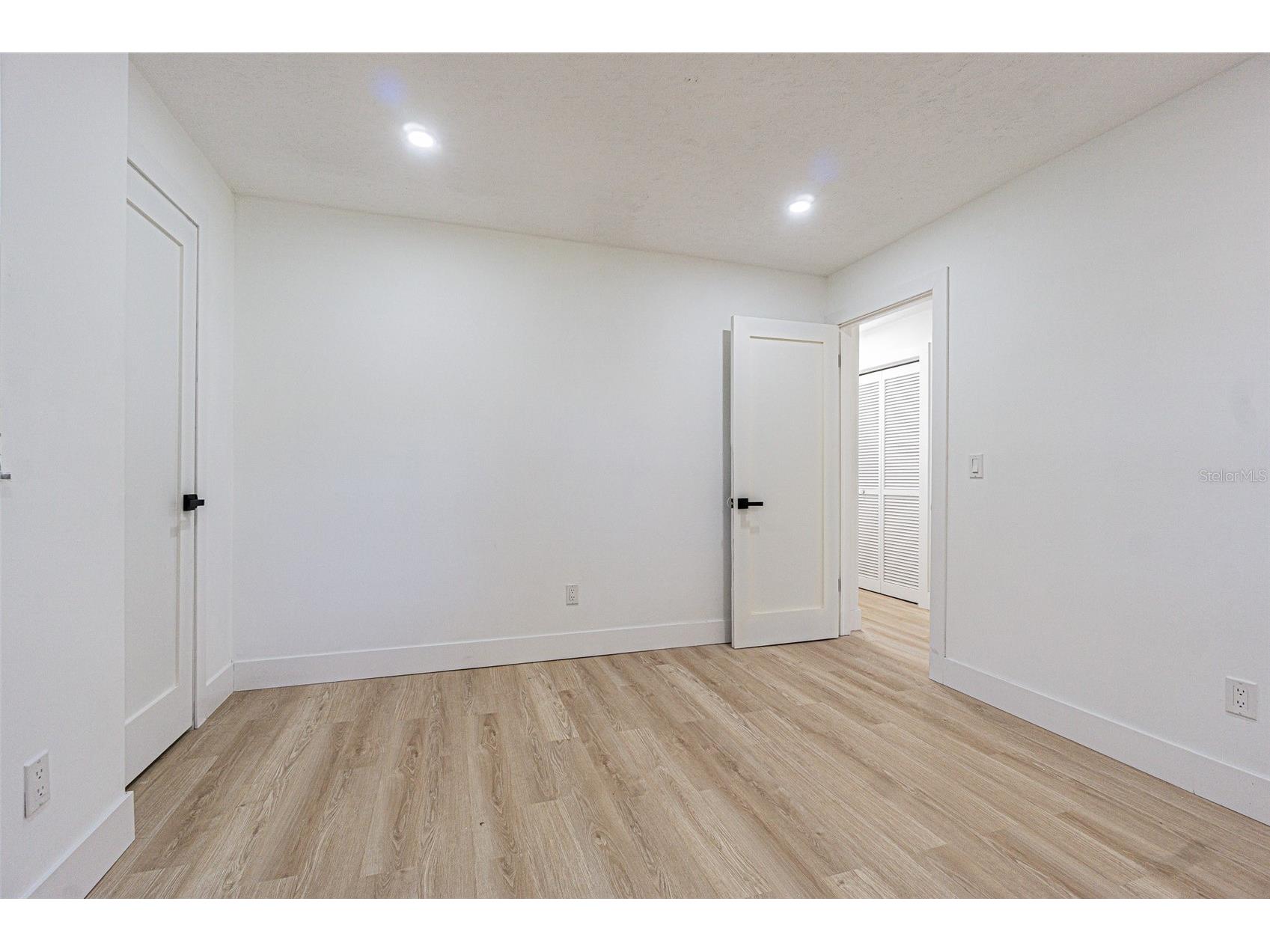 8807 Overlook Drive Wesley Chapel FL 33545 TB8491668 image40