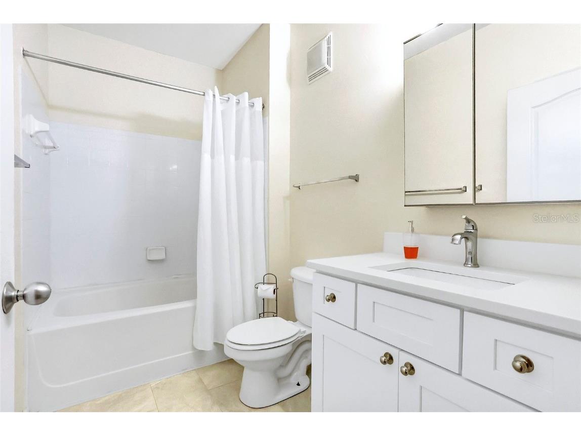 8807 Villa View Circle #2 Orlando FL 32821 O6298358 image18