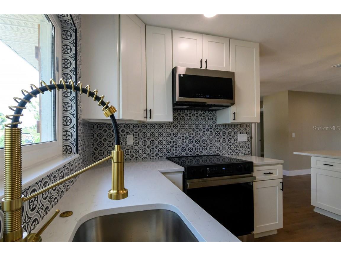 8808 44th Avenue Drive W Bradenton FL 34210 A4651334 image25