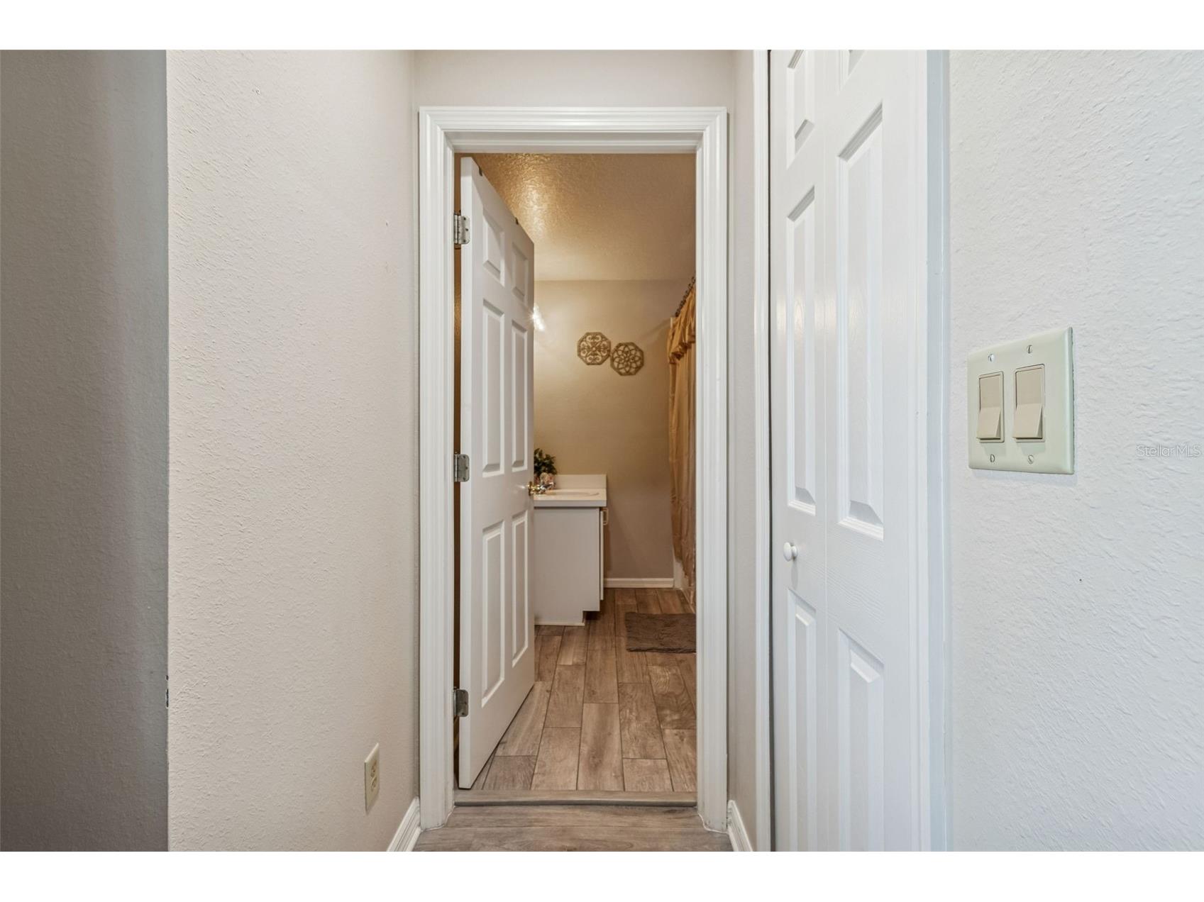 8809 Casablanca Way Tampa FL 33626 TB8470142 image32