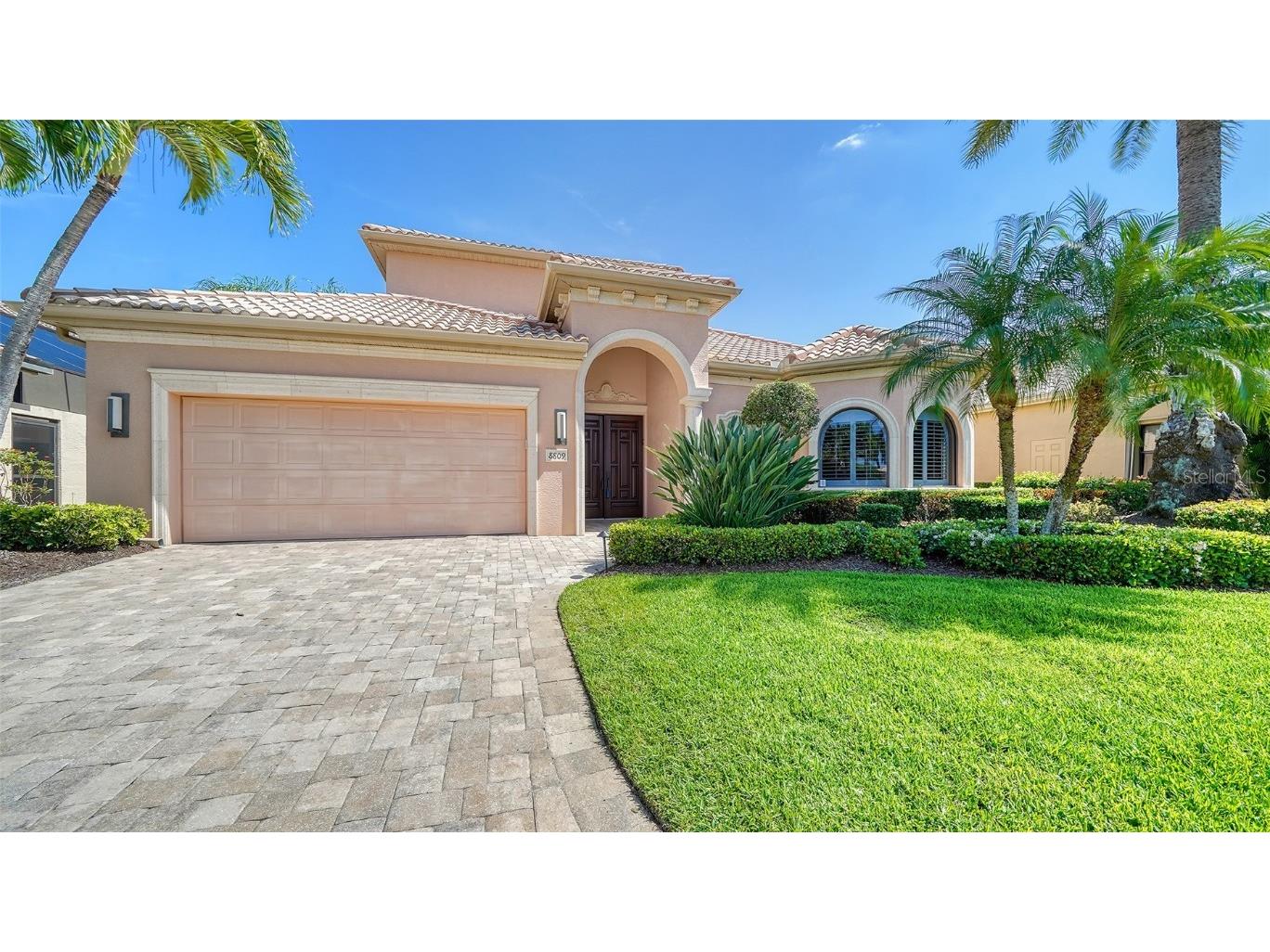 8809 Enclave Court Sarasota FL 34238 A4603914 image1