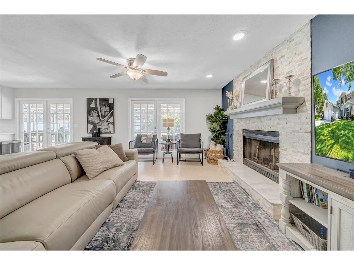 8809 Glen Lakes Boulevard N Saint Petersburg FL 33702 TB8425707 image10