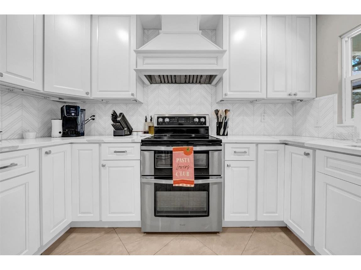 8809 Glen Lakes Boulevard N Saint Petersburg FL 33702 TB8425707 image15