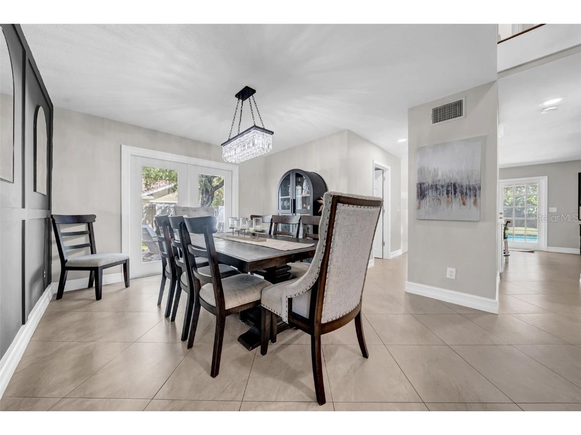 8809 Glen Lakes Boulevard N Saint Petersburg FL 33702 TB8425707 image18