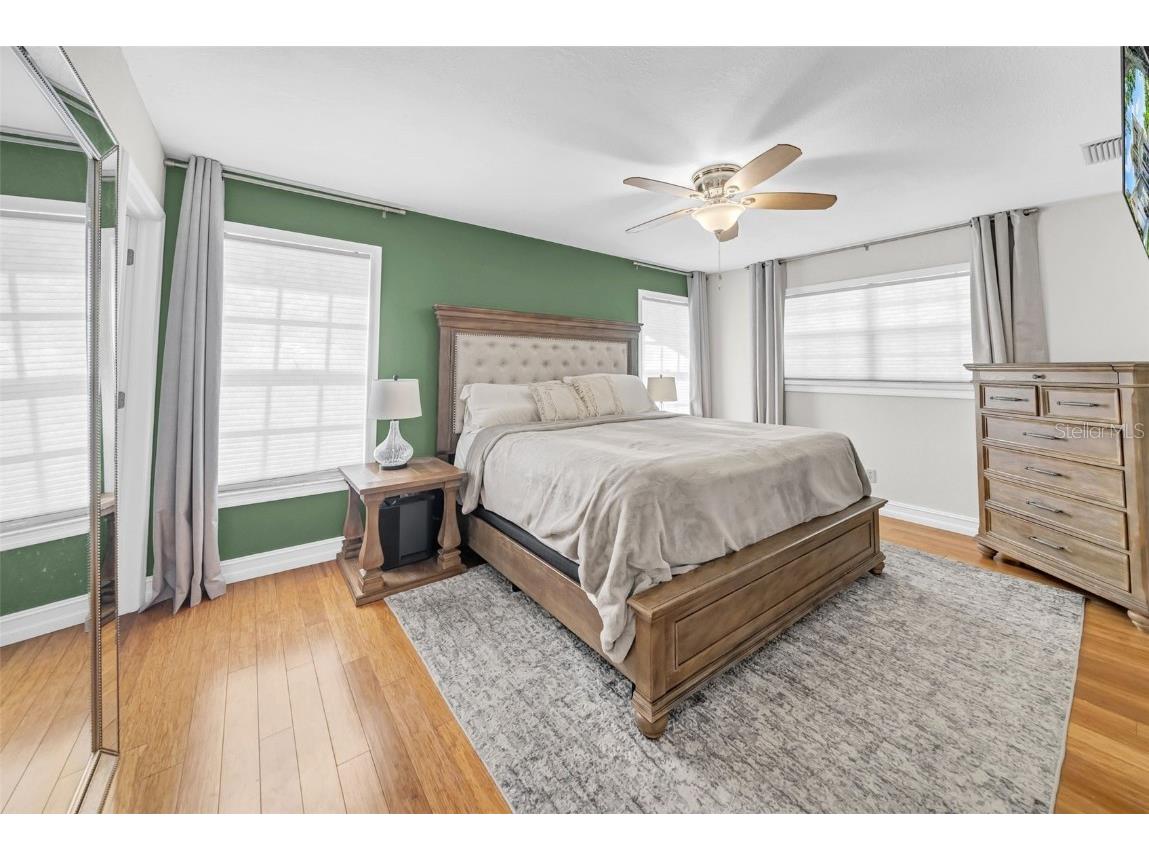 8809 Glen Lakes Boulevard N Saint Petersburg FL 33702 TB8425707 image30