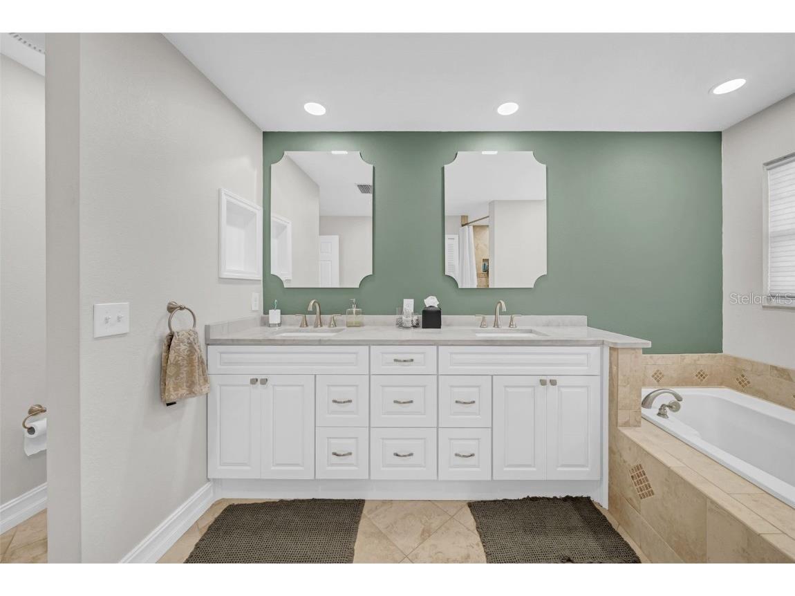 8809 Glen Lakes Boulevard N Saint Petersburg FL 33702 TB8425707 image34