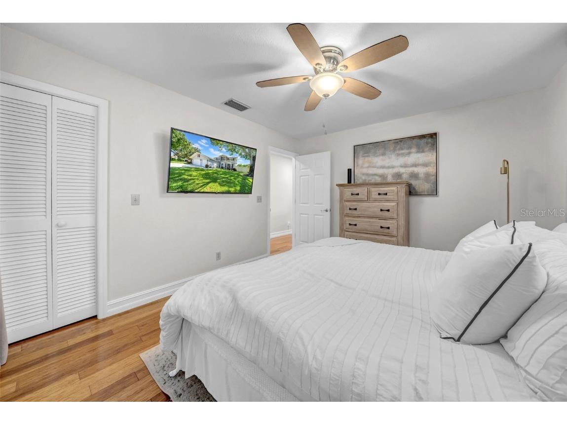 8809 Glen Lakes Boulevard N Saint Petersburg FL 33702 TB8425707 image41