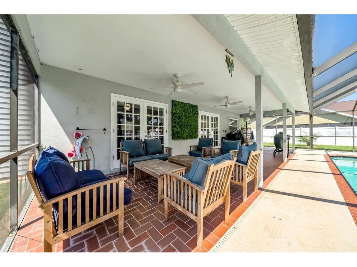 8809 Glen Lakes Boulevard N Saint Petersburg FL 33702 TB8425707 image44