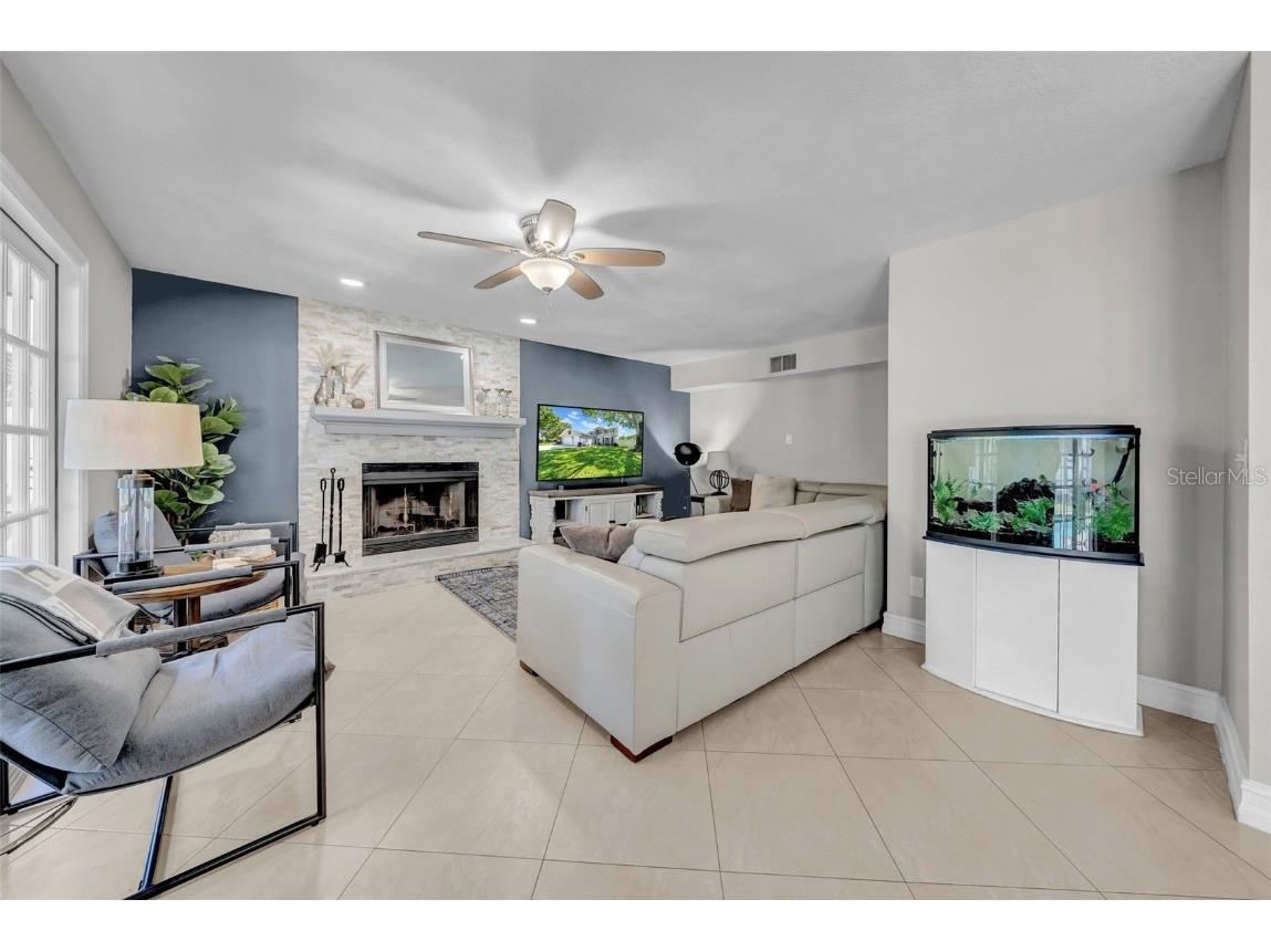 8809 Glen Lakes Boulevard N Saint Petersburg FL 33702 TB8425707 image5