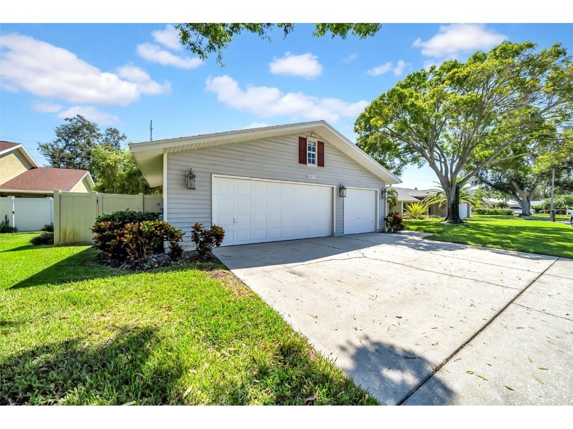 8809 Glen Lakes Boulevard N Saint Petersburg FL 33702 TB8425707 image58