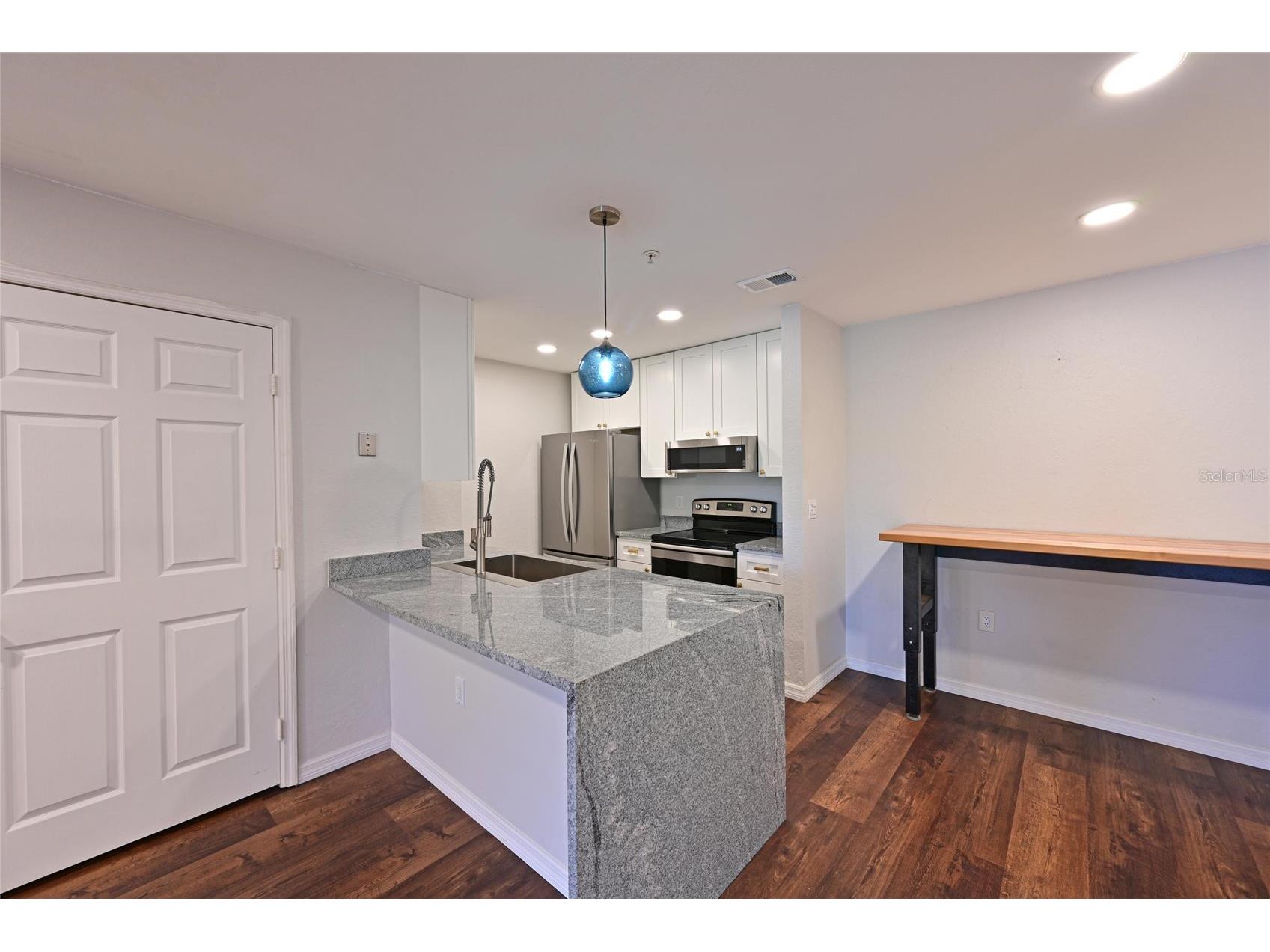 8809 Manor Loop #106 Lakewood Ranch FL 34202 A4668632 image12