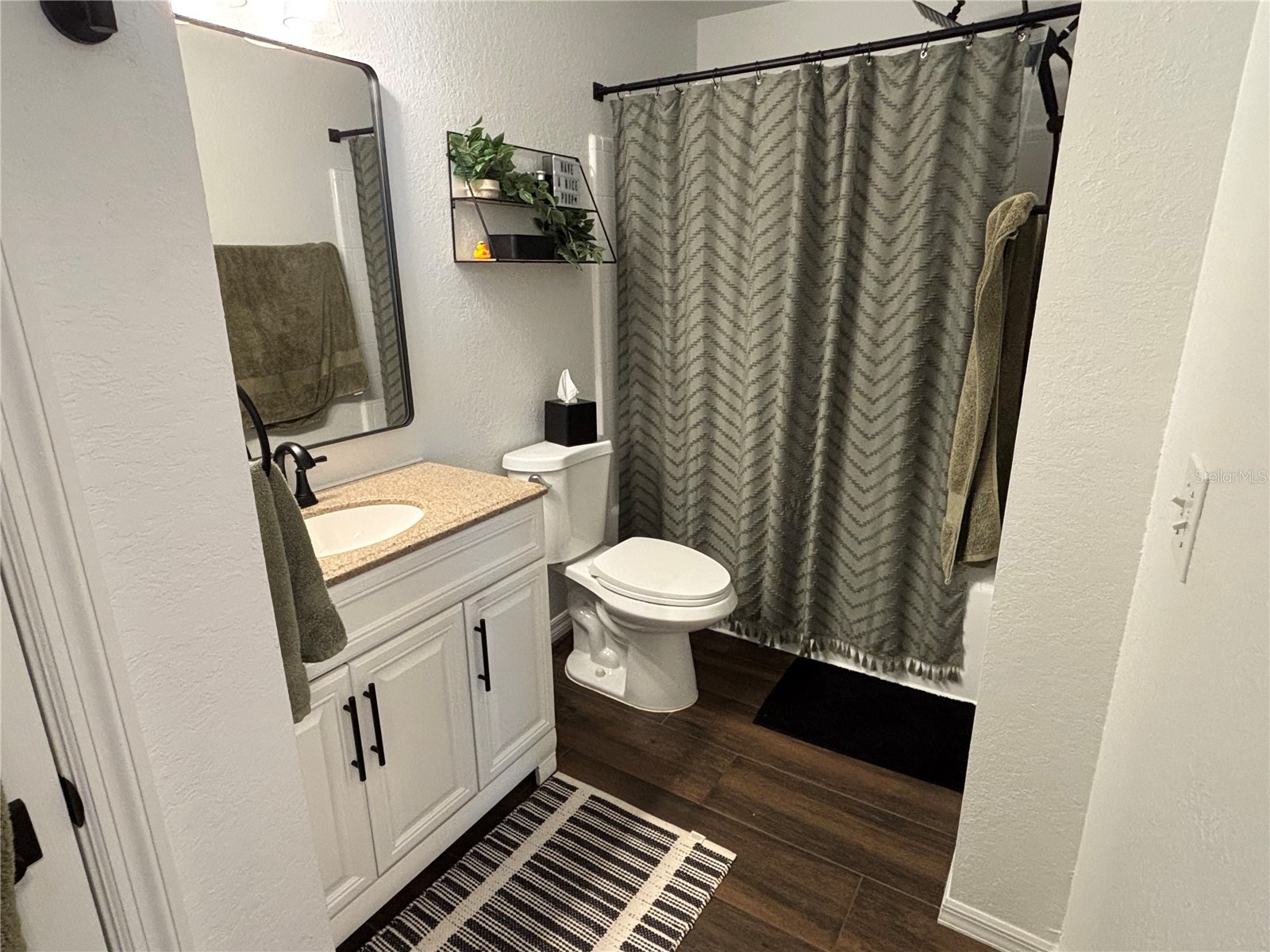 8809 Manor Loop #202 Lakewood Ranch FL 34202 A4676334 image9