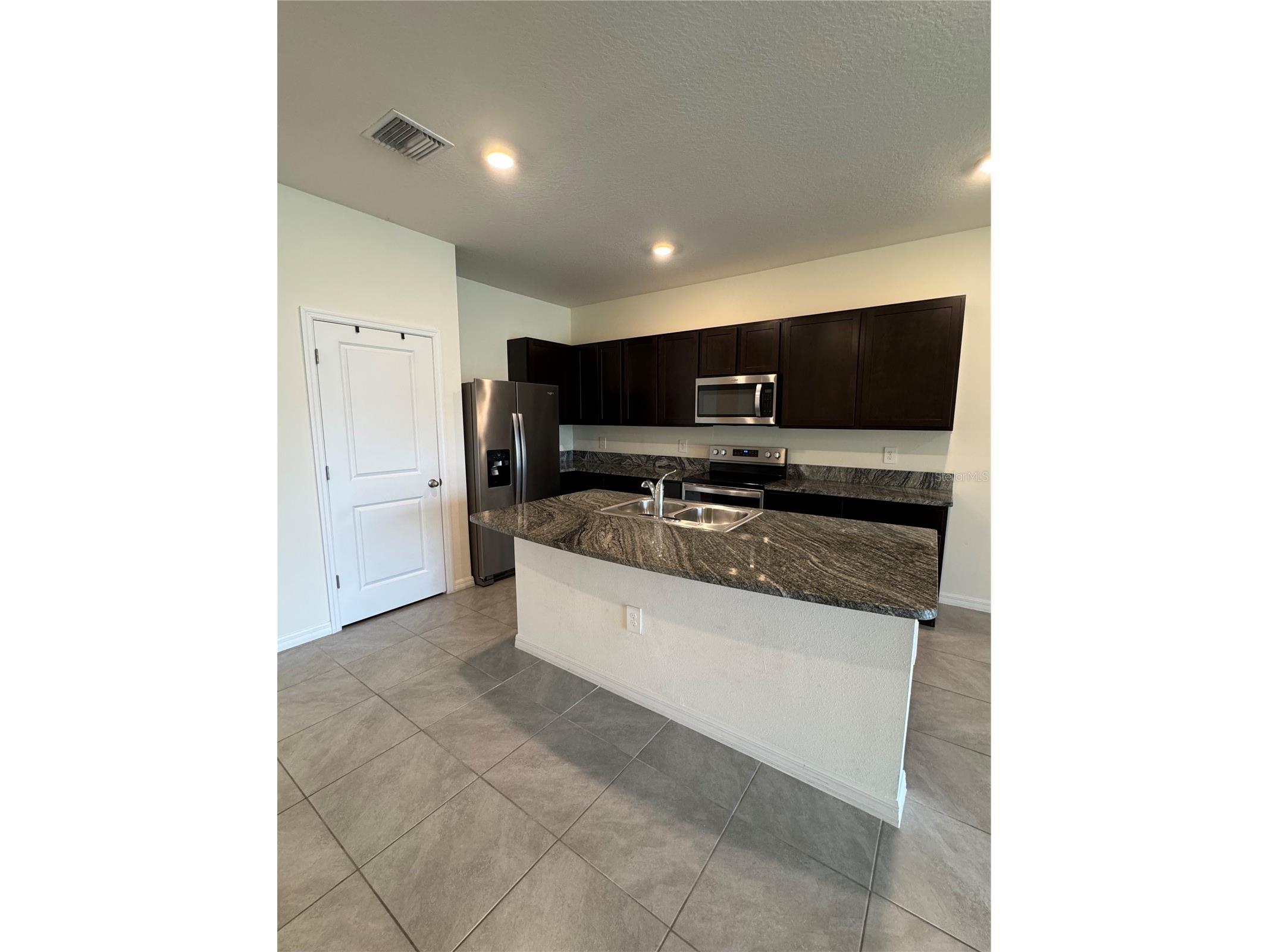 8809 Milestone Drive Sarasota FL 34238 O6393181 image10