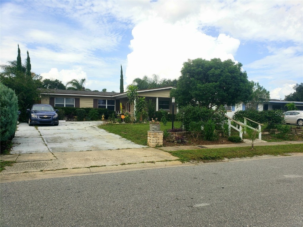 881 Evangeline Avenue Orlando FL 32809 A4511246 image1
