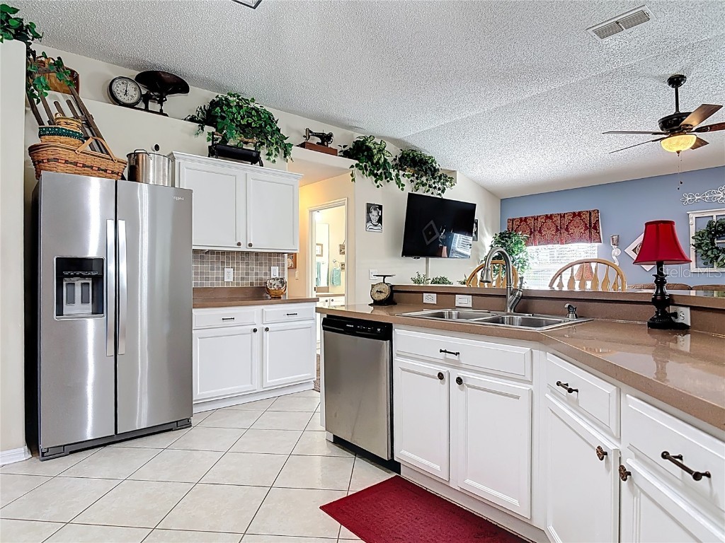 881 Goldcoast Drive Deltona FL 32725 V4945080 image17