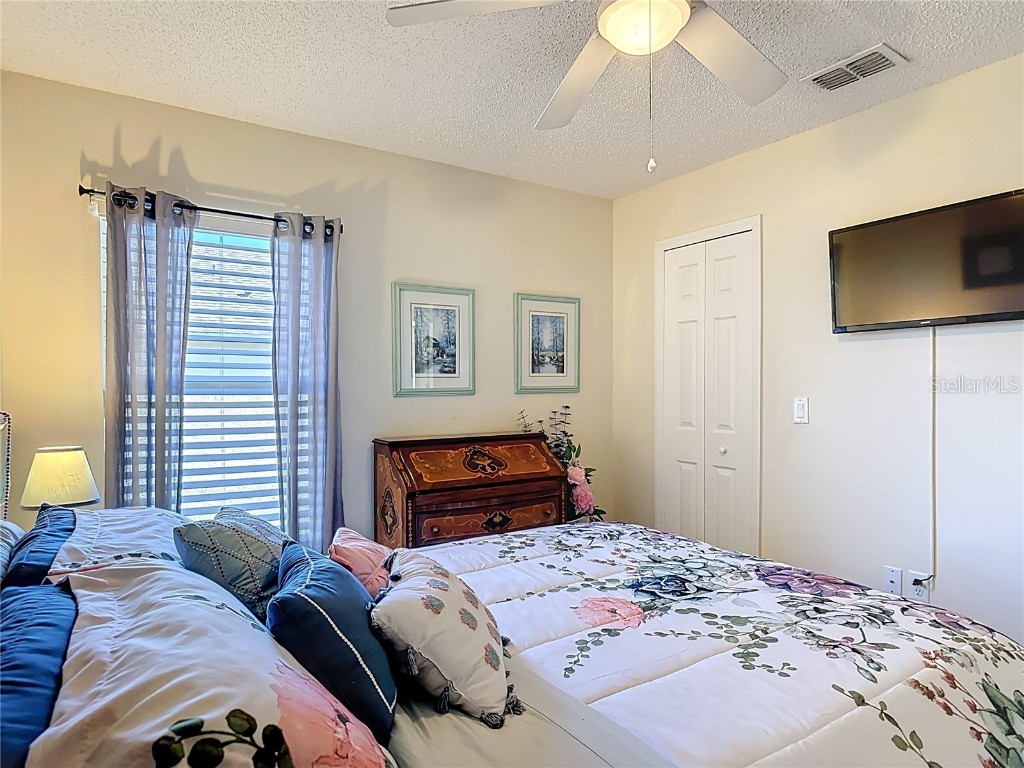 881 Goldcoast Drive Deltona FL 32725 V4945080 image37