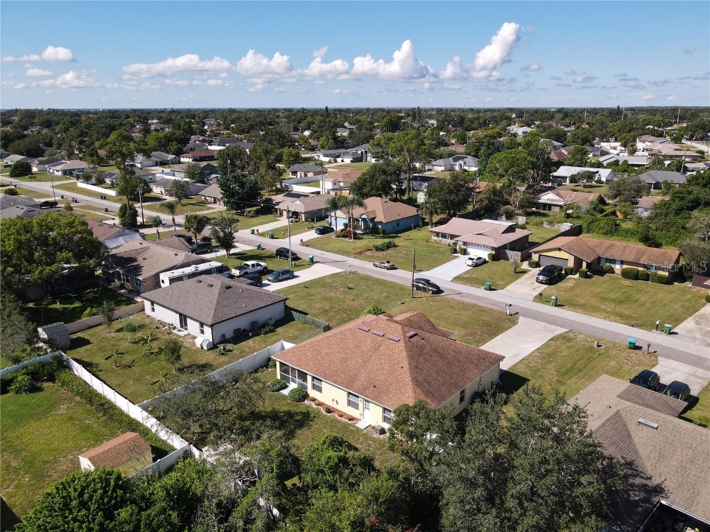 881 Goldcoast Drive Deltona FL 32725 V4945080 image61