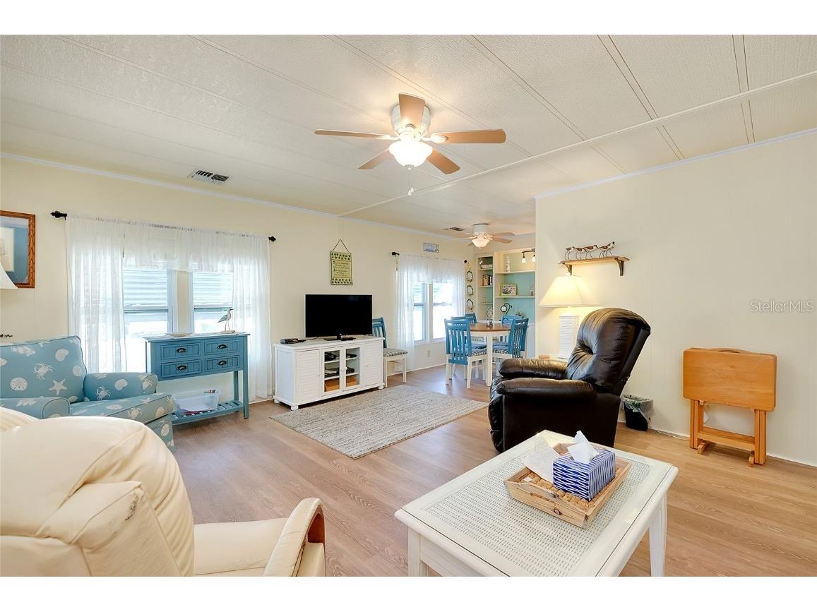 881 Grado Drive Venice FL 34285 N6138693 image2