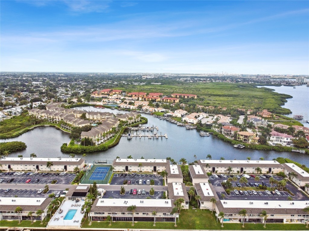 8810 Bay Pointe Drive #210B Tampa FL 33615 T3518902 image1