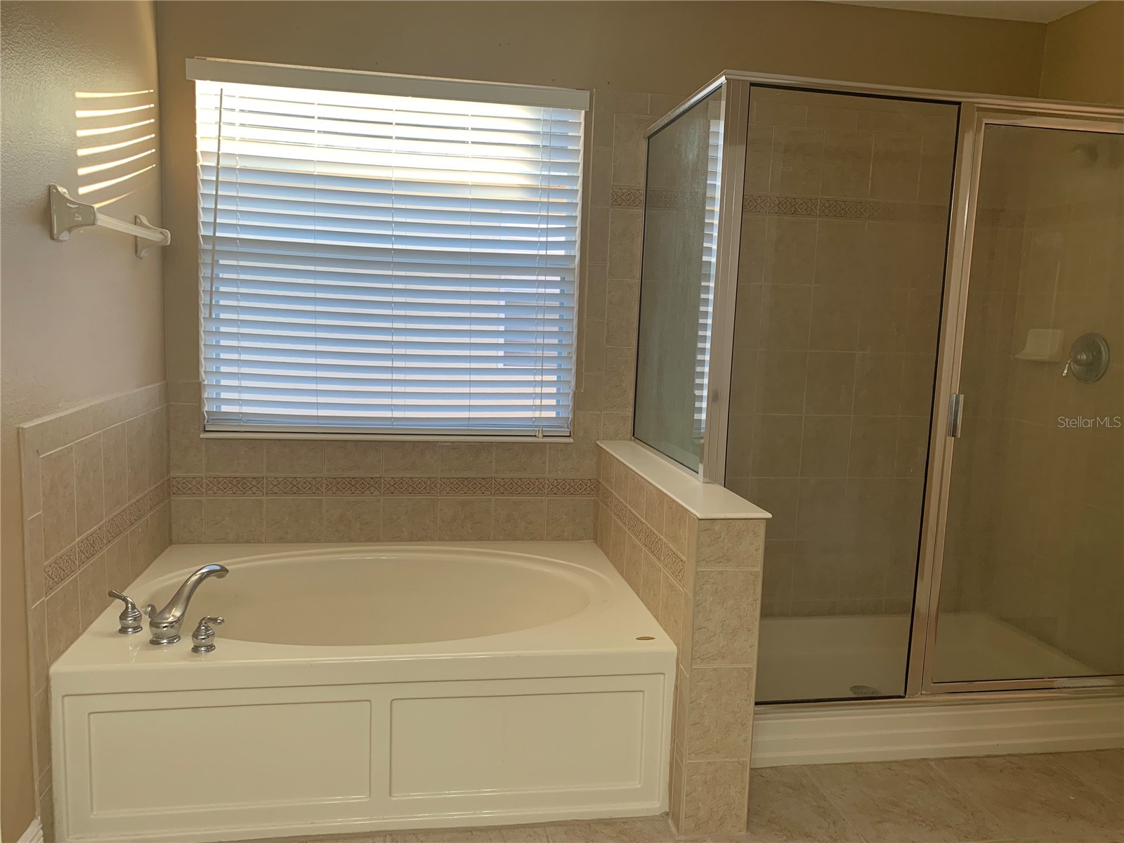 8810 Cameron Crest Drive Tampa FL 33626 TB8475286 image26