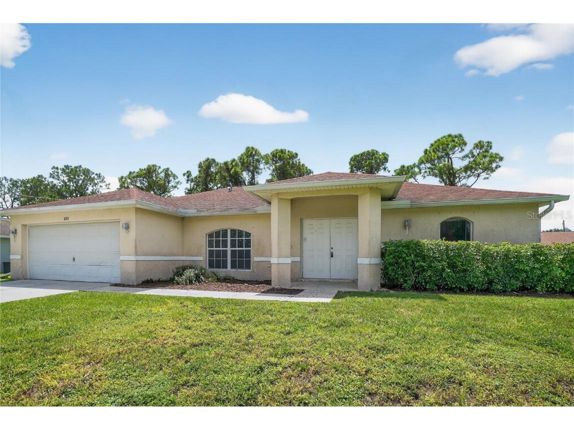 8811 Buckingham Road Fort Myers FL 33905 A4663029 image1