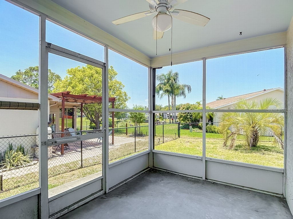 8811 Martinique Lane Port Richey FL 34668 TB8517895 image37