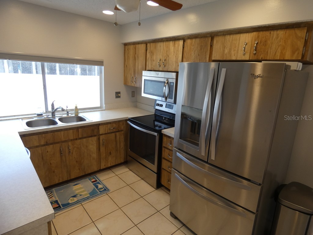 8811 Shoemaker Lane Hudson FL 34667 W7882072 image2