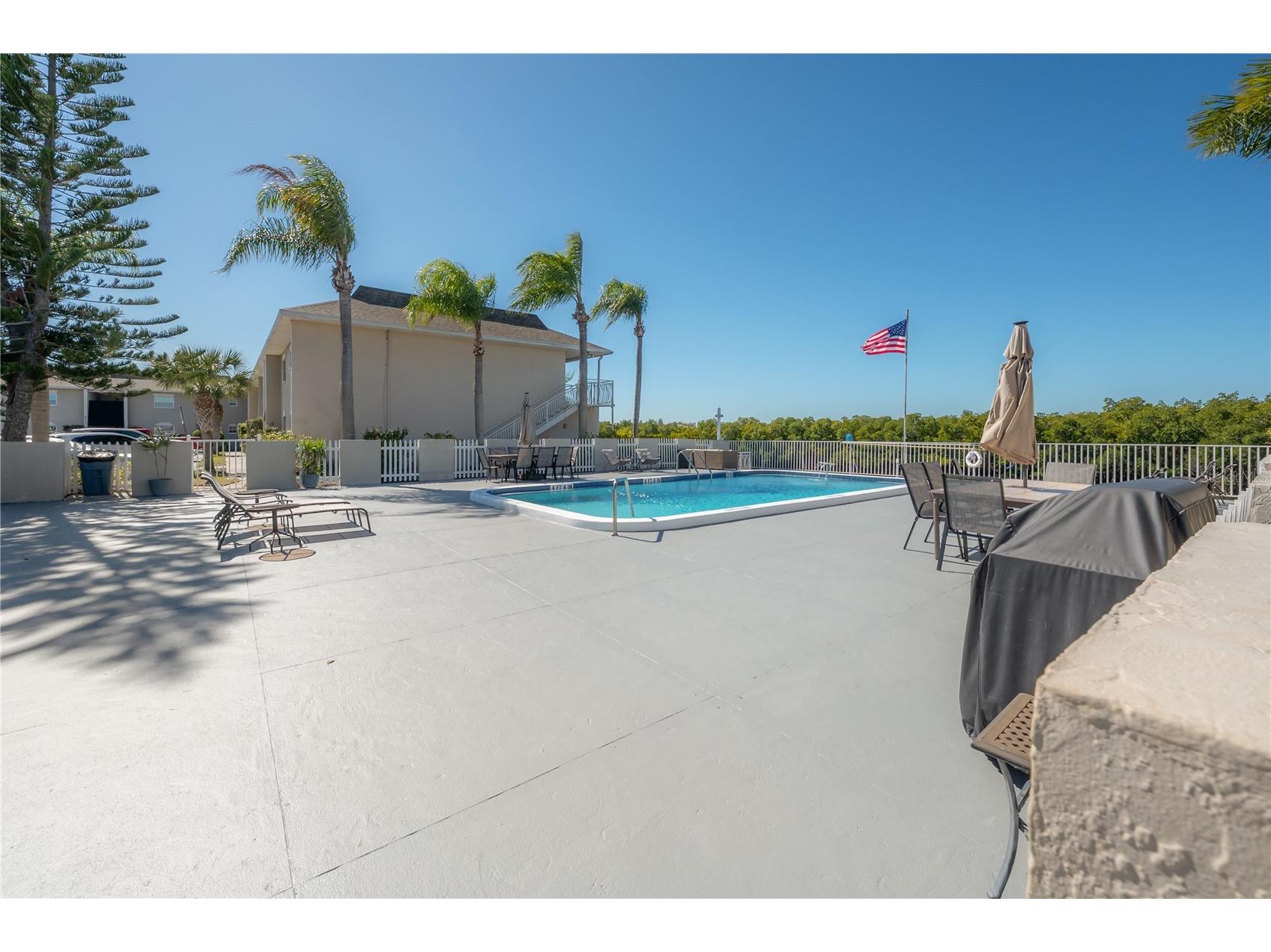 8812 Bay Pointe Drive #D202 Tampa FL 33615 TB8474839 image24