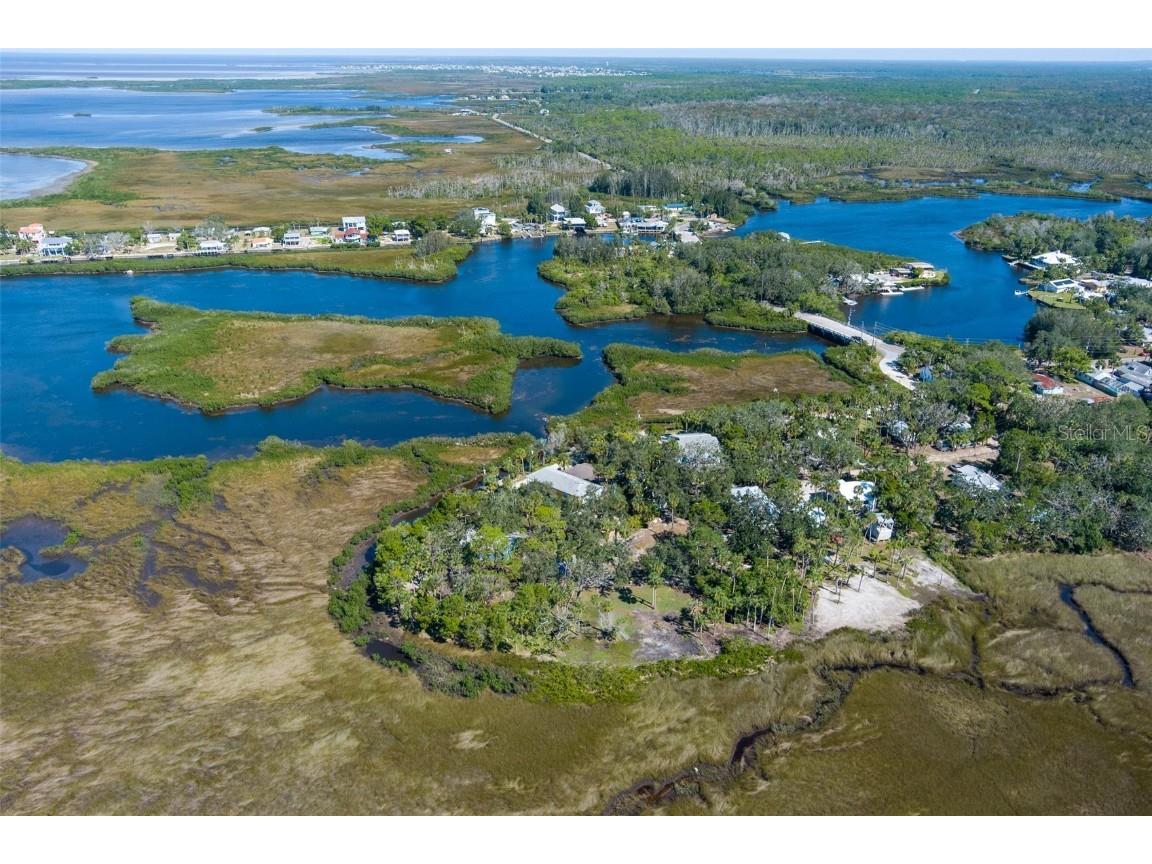 8812 Camp Lane Hudson FL 34667 - GULF OF MEXICO W7869865 image8