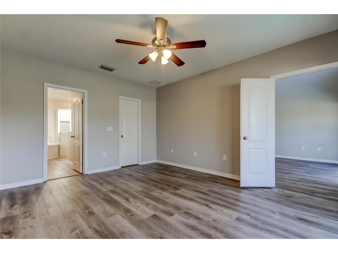 8813 Founders Circle Palmetto FL 34221 TB8452947 image19