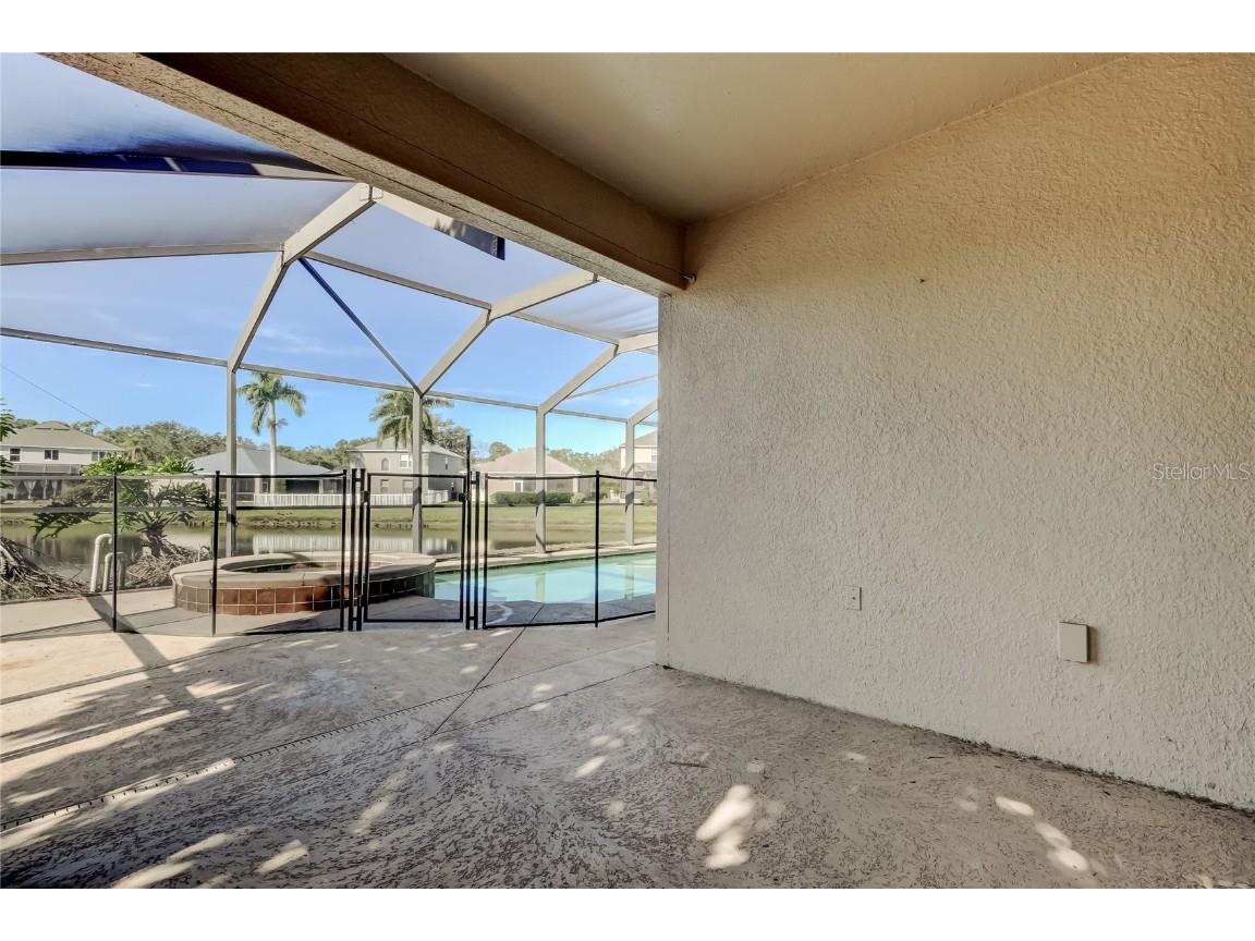 8813 Founders Circle Palmetto FL 34221 TB8452947 image34