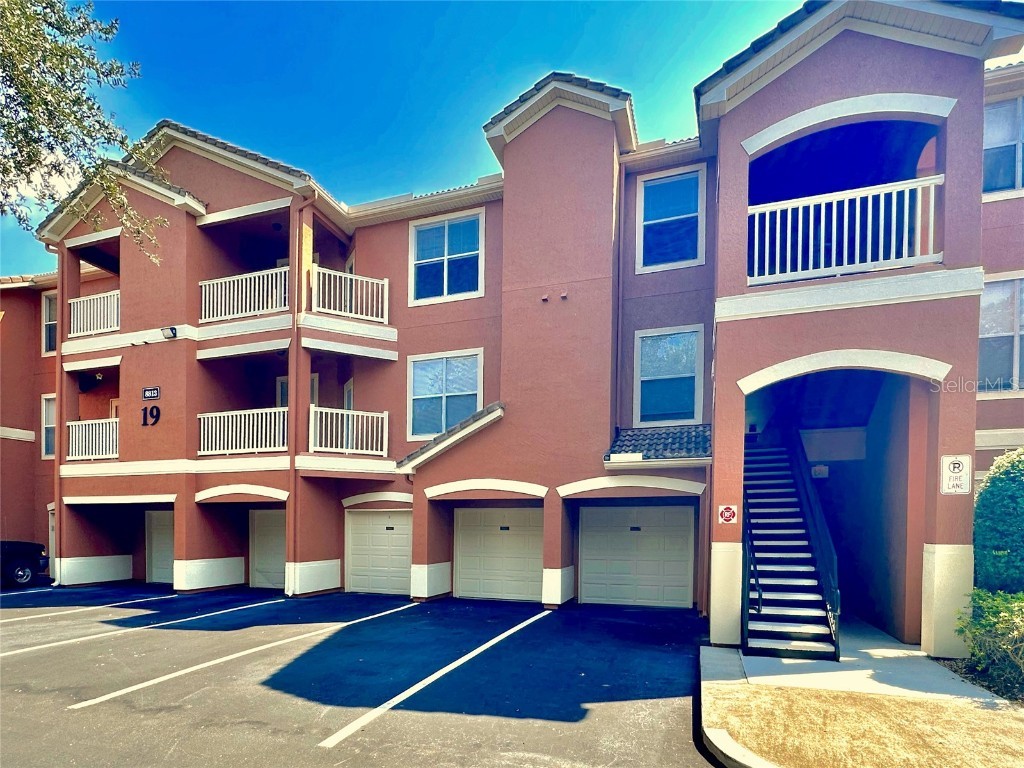 8813 Villa View Circle #305 Orlando FL 32821 O6062201 image1