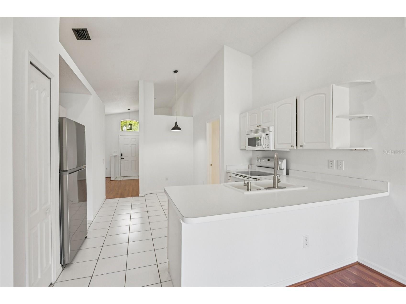 8816 Sea Island Way Tampa FL 33635 TB8456580 image8