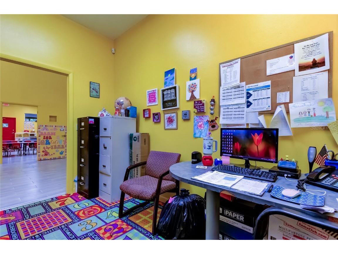 8816 W Robson St Tampa FL 33615 TB8398791 image14